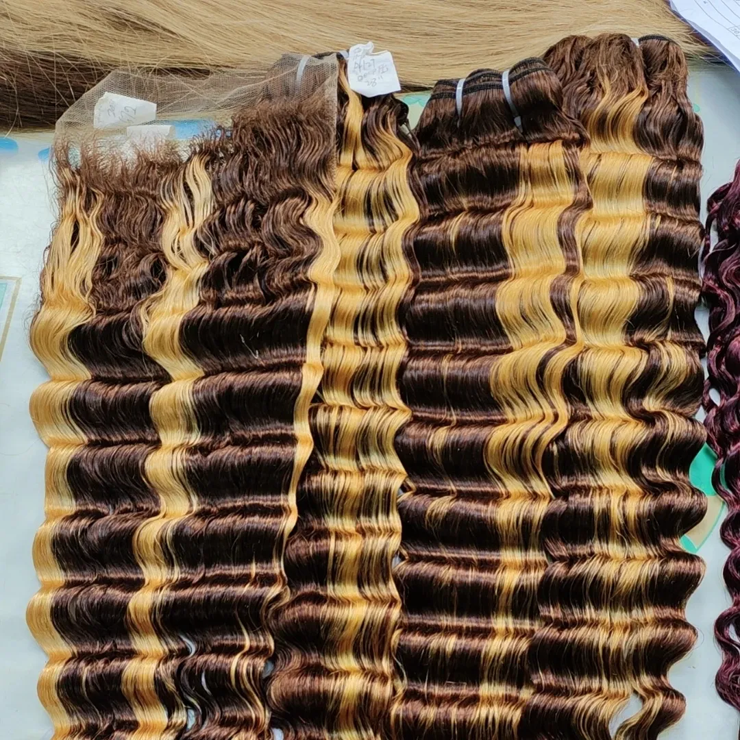 8 a 22 polegadas Funmi Cabelo Alta Qualidade SDD Bouncy Curls Cabelo Tecelagem Para Todas As Mulheres, Cabelo Colorido Feixes Com Fechamento Frontal