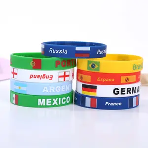 Vente en gros de bracelets publicitaires promotionnels avec gravure en silicone pour femme ou homme