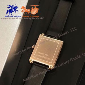 Nouvelle montre à quartz tendance 2023, vente directe d'usine, montre de luxe pour homme en or champagne, bracelet en cuir, phase de lune, boîtier en alliage de 42 mm - Product Image 5