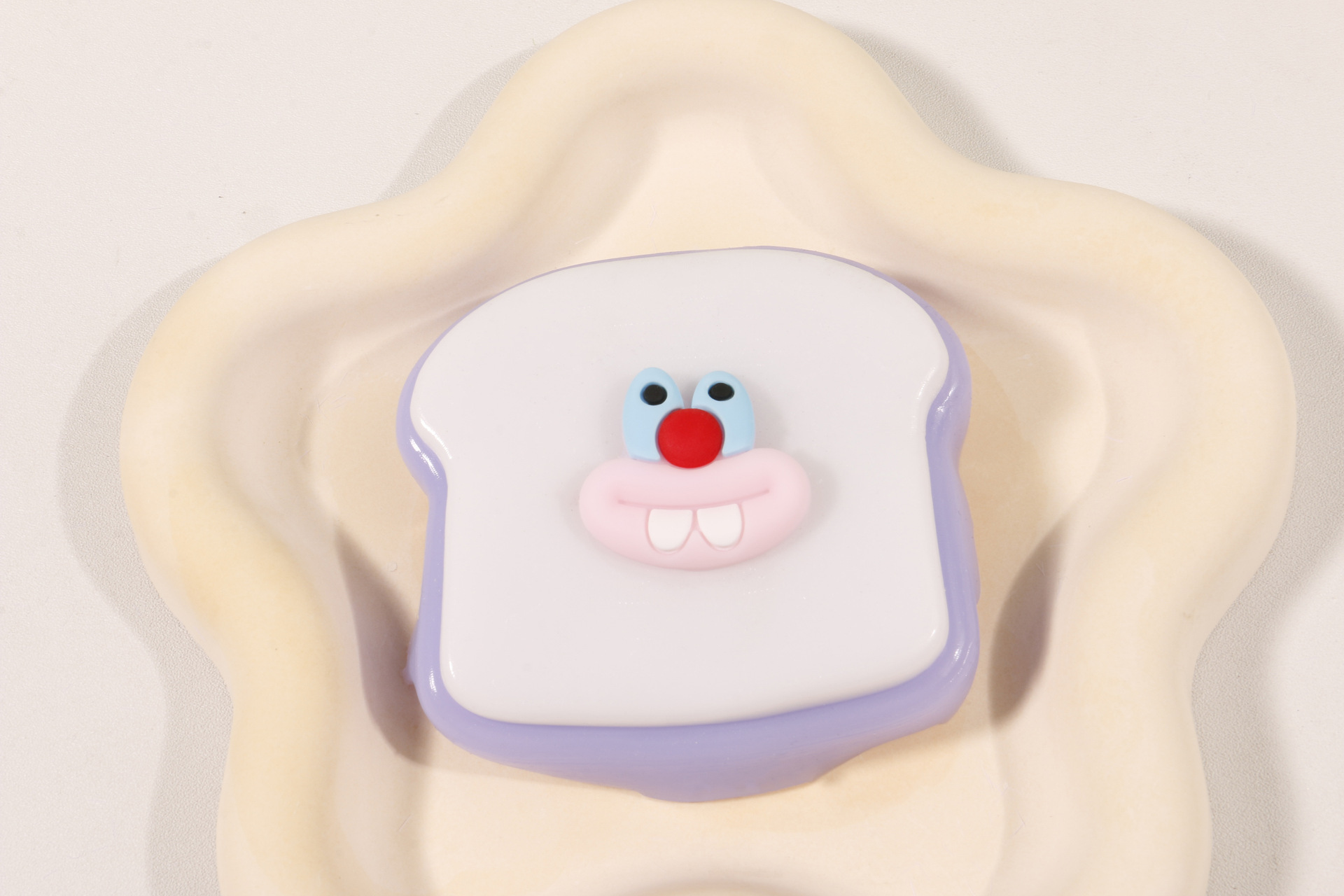 20700-ขนมปังปิ้งลาเวนเดอร์พร้อมอารมณ์สกุชชี่