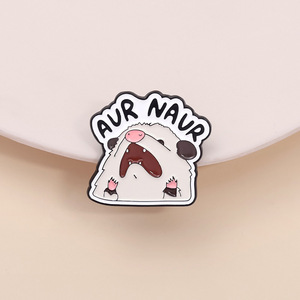 Creative cochon d'Inde mignon souris forme gravée impression UV métal Badge accessoires personnalité amusant Animal série en gros - Product Image 1