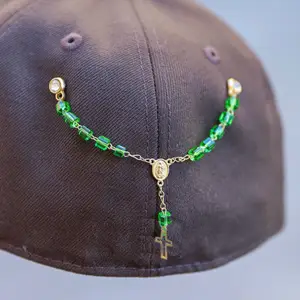 卸売デザインロゴロイヤルグリーンウォータードリルチャームBeisbol Pines Para Gorras Metal Crafts Enamel Hat Chain Mexican Pin For Hat