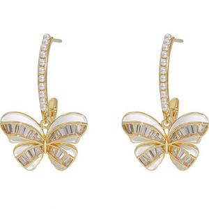 Boucles d'oreilles clous tendance et luxueuses en zircon blanc, plaquées or 18 carats, cadeau pour femme, motif géométrique polyvalent et exquis, élégant - Product Image 6