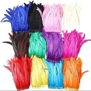 <span class=keywords><strong>2</strong></span> <span class=keywords><strong>metros</strong></span> teñido colorido Gallo cola pluma ajuste pollo pluma cinta DIY manualidades adornos costura carnaval Decoración - Product Image 1