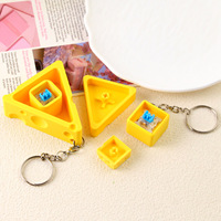 Porte-clés 3D en forme de fromage avec interrupteur de clavier mécanique, jouet anti-stress, pendentif de sac fait main DIY pour sac à dos