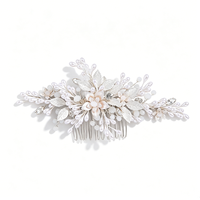 Peigne à cheveux de mariée fait main en argent et perles, avec fleurs et cristaux, accessoires de coiffure élégants pour mariées, bijoux de tête pour femmes pour bal de promo