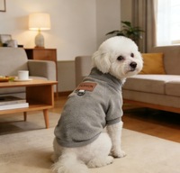 Sweat-shirt confortable pour animaux de compagnie avec logo personnalisé, vêtements d'extérieur en polaire pour l'automne/hiver, avec anneau en D pour chats et chiens