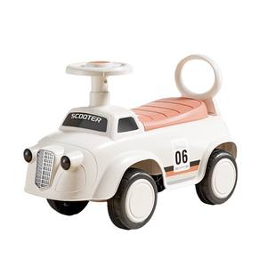 Scooter Cuatriciclo con Neumáticos Anchos Antideslizantes para Niños de 4 a 6 Años, Diseño Ligero - Product Image 2