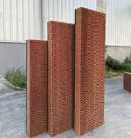 Panneaux de refroidissement pour poulaillers / Pièces détachées de refroidisseurs d'air / Panneaux de refroidissement évaporatif pour bâtiments d'élevage de poulets de chair Production sur mesure pour l'élevage et l'agriculture