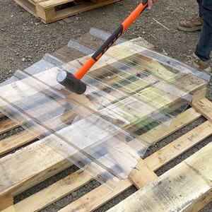 แผงหลังคาลูกฟูกสำหรับสกายไลท์แผ่นพลาสติกโพลีคาร์บอเนตแบบหยักโปร่งใสสำหรับใช้ในบ้านสีเขียว - Product Image 5