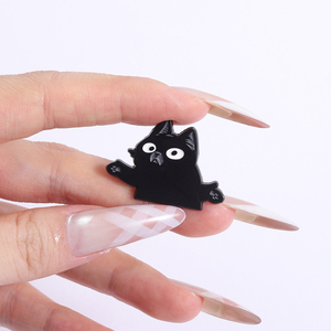 Broche de gato negro de ojos grandes de dibujos animados, alfileres esmaltados, broches de expresión indiferente, bolsos, insignia de solapa, joyería de animales, regalo para amante de los gatos - Product Image 4