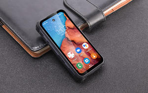 Téléphone Mini Oukitel robuste 4g Téléphones portables Android intelligents bon marché 2025 - Product Image 4