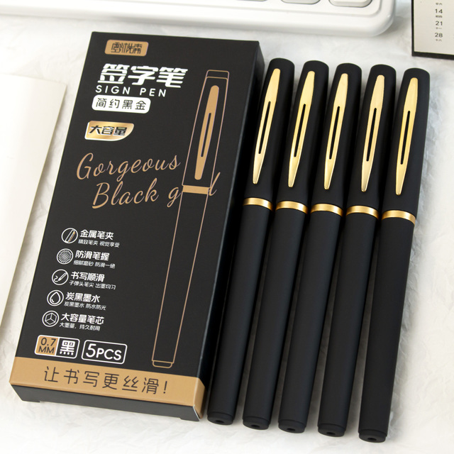 Wholesale 0.5mm Metal High Appearance Ballpoint Gel Pens Signing Pen Neutral Plastic Stationery for Writing