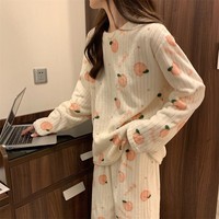 Ensemble de pyjama pour femmes en polyester thermique d'hiver, col rond, motif uni, manches longues, style doux et mignon, vente en gros