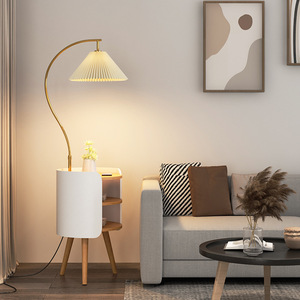 Bắc Âu thiết kế hiện đại hoa trắng đứng đèn phòng khách sofa bên bàn sàn đèn ánh sáng sang trọng phòng ngủ cà phê bảng đèn - Product Image 4