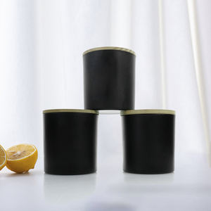 <span class=keywords><strong>Pot</strong></span> à bougie <span class=keywords><strong>en</strong></span> <span class=keywords><strong>verre</strong></span> noir mat design tendance, vide, de luxe, avec couvercle <span class=keywords><strong>en</strong></span> bambou pour la décoration - Vente chaude - Product Image 1