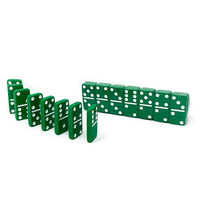 Acrylique de haute qualité Double 6 dominos Lucite 28 pièces ensemble de jeu de domino à puce verte pour un jeu de famille