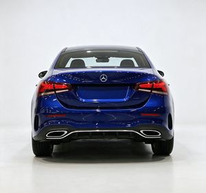 Venta al por Mayor de <span class=keywords><strong>Mercedes</strong></span> A200L 2022 de <span class=keywords><strong>Segunda</strong></span> <span class=keywords><strong>Mano</strong></span>, Versión Deportiva con Segundo Facelift, Sedán de Moda, Motor Turbo de Gasolina, Auto Usado de China - Product Image 3
