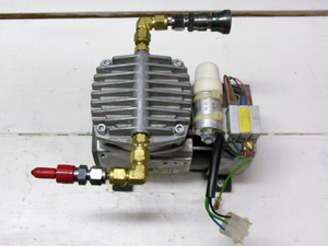 Produit original et authentique KNF PJ10247-023 230V Pompe à vide à diaphragme sans huile en stock PJ10247-023 230V KNF PJ10247-023 230V - Product Image 6