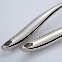 Top vente en acier inoxydable à long manche louche à soupe accessoires de cuisine ustensiles de cuisine outils outil en métal Durable