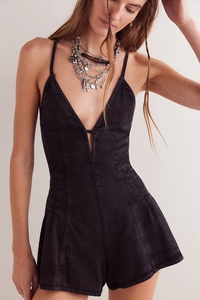 Mono corto de mezclilla sexy sin espalda con cuello halter y escote en V profundo, sin mangas, para verano, estilo urbano, para mujer, ideal para vacaciones. - Product Image 3