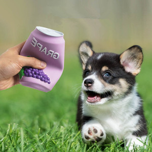 Jouet pour chien en latex écologique et durable, couineur, pour usage intérieur, en forme de bouteille, anti-ennui, article très demandé - Product Image 6