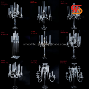 เชิงเทียนอะคริลิคทรงสี่เหลี่ยม 9 แขน พร้อมฐานโลหะ ดีไซน์เรียบหรูสำหรับตกแต่งงานแต่งงาน - Product Image 6