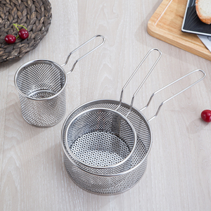 Herramienta de acero inoxidable para cocinar patatas fritas, tapas, presentación de alimentos, herramienta para anillos de cebolla, cesta para servir chips, Mini con mango de Chef - Product Image 1