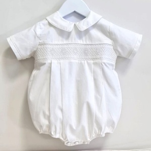 Combinaison smockée <span class=keywords><strong>pour</strong></span> bébé garçon, blanche, faite à la main, broderie en forme de diamant, coton délicat, vêtements de boutique <span class=keywords><strong>pour</strong></span> bébé garçon, <span class=keywords><strong>barboteuse</strong></span> - Product Image 1
