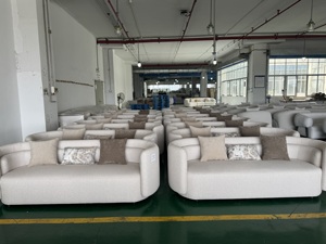 Bộ ghế sofa vải phong cách châu Âu, thiết kế cong, tay vịn, nội thất Ý cao cấp, dành cho phòng khách. - Product Image 5