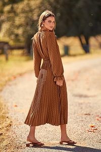 <span class=keywords><strong>Abito</strong></span> Lungo da Donna Personalizzato Logo2025 Primavera-Autunno con Scollo a V, <span class=keywords><strong>Pois</strong></span> Svizzeri, Plissettato, Linea ad A, Elegante e a <span class=keywords><strong>Maniche</strong></span> <span class=keywords><strong>Lunghe</strong></span> - Product Image 6