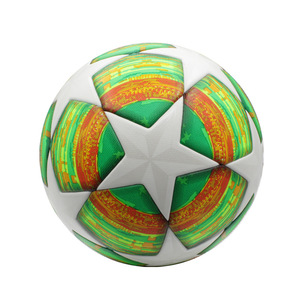 ลูกฟุตบอลขนาด 5 สีเขียว หนัง PU เย็บด้วยกาว สำหรับฝึกซ้อมและการแข่งขัน - Product Image 5