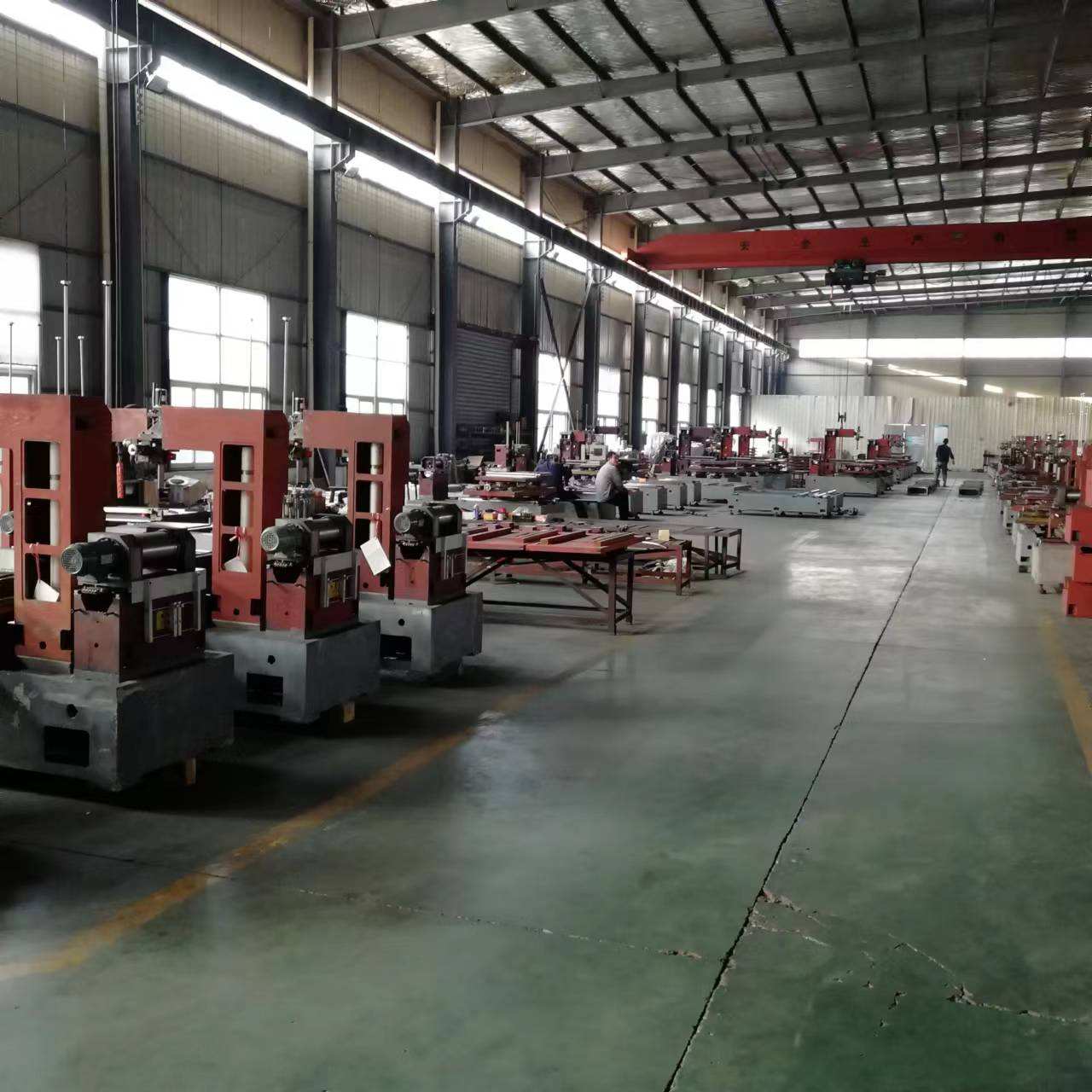 ZX7124MAX CNC Milling Machine - Precision and Efficiency