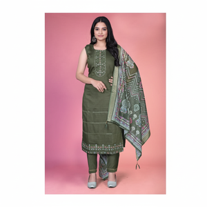 La mayoría de los trajes de mujer de trabajo de hilo bordado de calidad del Vaticano pesado con Dupatta para niñas trajes de uso informal para la venta - Product Image 1