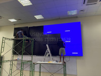 Solutions murales vidéo écran d'affichage numérique 55 pouces lunette étroite 1.8mm 3x3 4x5 grand écran LCD vidéo mural TV