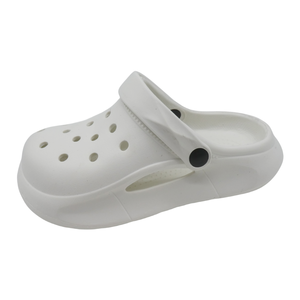 Sabots légers pour enfants avec chaussures antidérapantes pour le confort et la sécurité. - Product Image 1