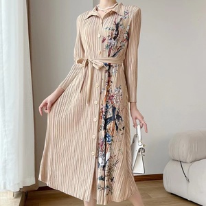 Abaya florale plissée Miyake, vente d'usine, <span class=keywords><strong>robe</strong></span> musulmane pour femmes, grande taille, élégante, ample, <span class=keywords><strong>robe</strong></span> décontractée pour femmes, <span class=keywords><strong>robe</strong></span> moulante - Product Image 3