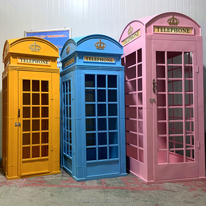 Cabine téléphonique blanche avec livre d'or audio, téléphone londonien, cabine téléphonique pour mariage, décoration d'événements de mariage - Product Image 3