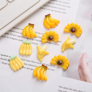 Yiwu marché bricolage résine banane Imitation crème coque de téléphone autocollant téléphone portable beauté accessoires pour enfants matériel de forage - Product Image 1