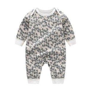 Tutina e Bavaglino per Neonati in Cotone Organico 100% GOTS Personalizzati, a Maniche Lunghe, Collezione Wither and Fall - Product Image 3