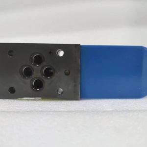Nouvelle vanne d'inversion électromagnétique Eaton <span class=keywords><strong>DG4V</strong></span>-<span class=keywords><strong>3</strong></span>-2A-M-U-H7-60, pièces de pompe à béton Sanyi Zhonglian, garantie de <span class=keywords><strong>3</strong></span> mois - Product Image 4