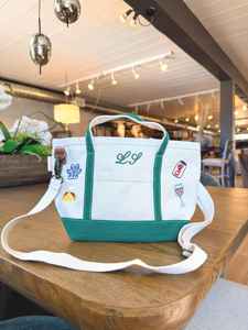 กระเป๋าผ้าแคนวาสสะพายข้างลายไอคอนสิ่งของโปรด สายสะพายแบบกำหนดเอง ของขวัญงานแต่งงาน ตกแต่งด้วยตัวอักษร ปิดแบบเปิด ฤดูใบไม้ร่วง/ฤดูหนาว - Product Image 3