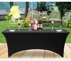 Nappe de table carrée personnalisée moderne tricotée en PP lisse et infroissable Jeté de table ajusté et ample sur mesure pour les rayures de marque - Product Image 1