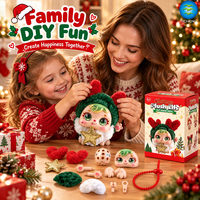 Kit de poupée en peluche de Noël DIY pour enfants, jouet d'assemblage manuel, artisanat éducatif STEM, porte-clés, ornement de Noël, cadeau, breloque de sac à collectionner