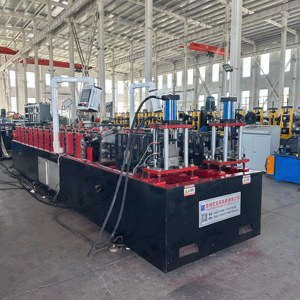 Machine de formage de poutrelles en acier HAUAN à double tête de poinçonnage, type CZ, haute productivité, contrôle PLC 380V - Product Image 2