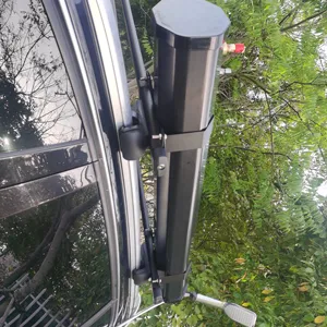 Serbatoio dell'acqua del tetto dell'auto 30L fuori da campeggio doccia economica in PVC doccia solare da strada