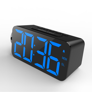 LED 180 grados para proyector alarma reloj <span class=keywords><strong>de</strong></span> escritorio <span class=keywords><strong>de</strong></span> proyección FM Radio reloj <span class=keywords><strong>de</strong></span> mesa con cargador USB puerto - Product Image 2
