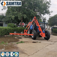 Hydraulische boomverzorgingsmachine voor tractoren, geschikt voor het snoeien van fruitbomen, takken en hagen.