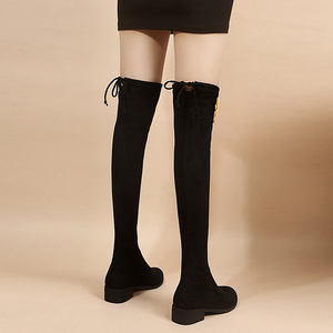 Bottines longues élégantes et fines, au-dessus <span class=keywords><strong>du</strong></span> <span class=keywords><strong>genou</strong></span>, avec talons épais, <span class=keywords><strong>en</strong></span> tissu suédé élastique et lacets à la pointe. - Product Image 4