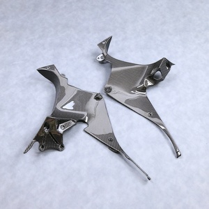 Panneaux latéraux intérieurs en fibre de carbone sèche 3K, pièces de modification pour moto, adaptés à Honda CBR1000RR-R 2021 et plus, surface mate et brillante - Product Image 4